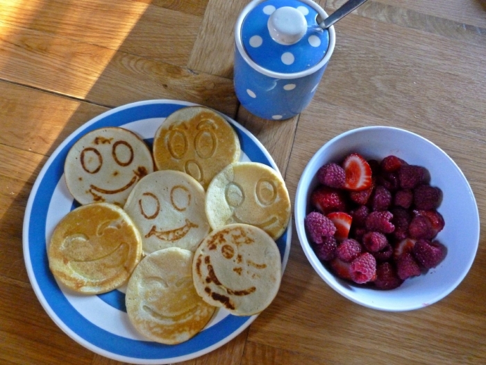 Appareil à Crêpe - Poêle à pancakes avec smileys OPA