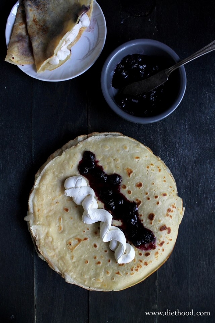 crêpe sucré - Recette Crêpe Chantilly sauce aux bleuets au miel