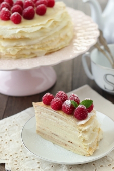 crêpe sucré - Recette Gateau Crêpe Crème pâtissière et Framboises