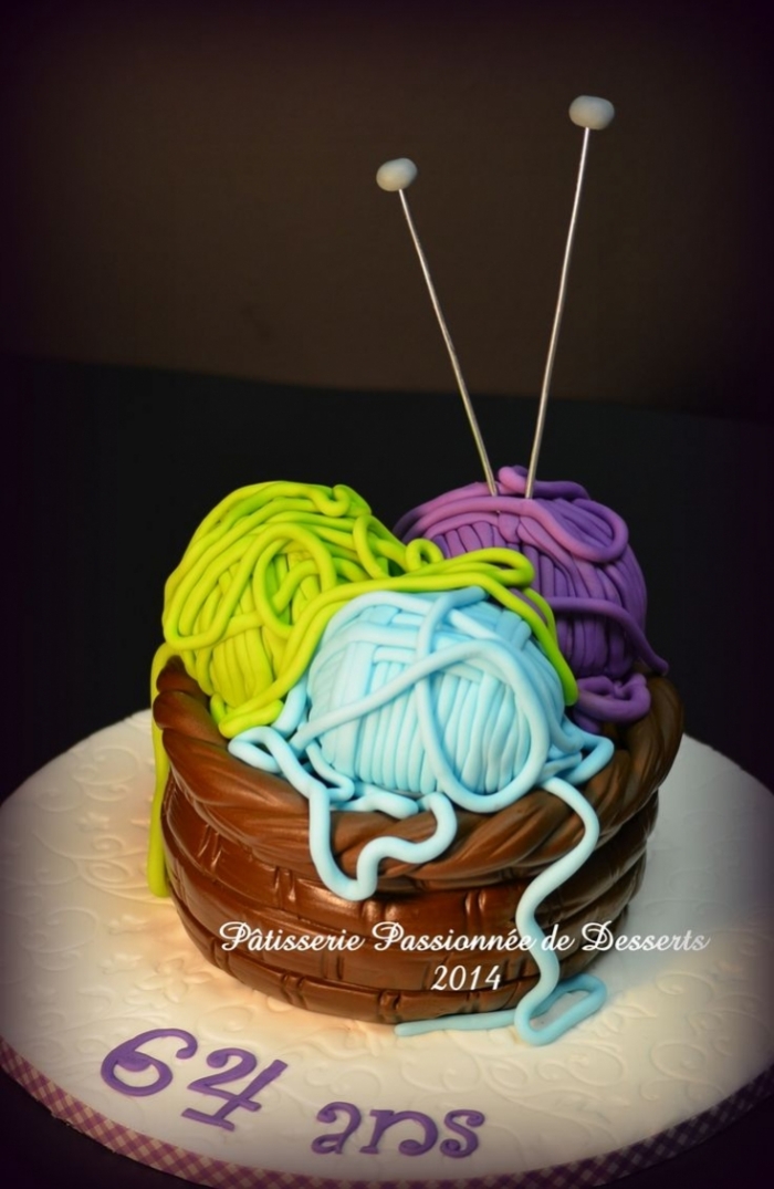 gateau danniversaire gteau en forme de pelotes de laine pour l anniversaire de votre mamie - Anniversaire Mamie gateau danniversaire gteau en forme de pelotes de laine pour l anniversaire de votre mamie - Anniversaire Mamie