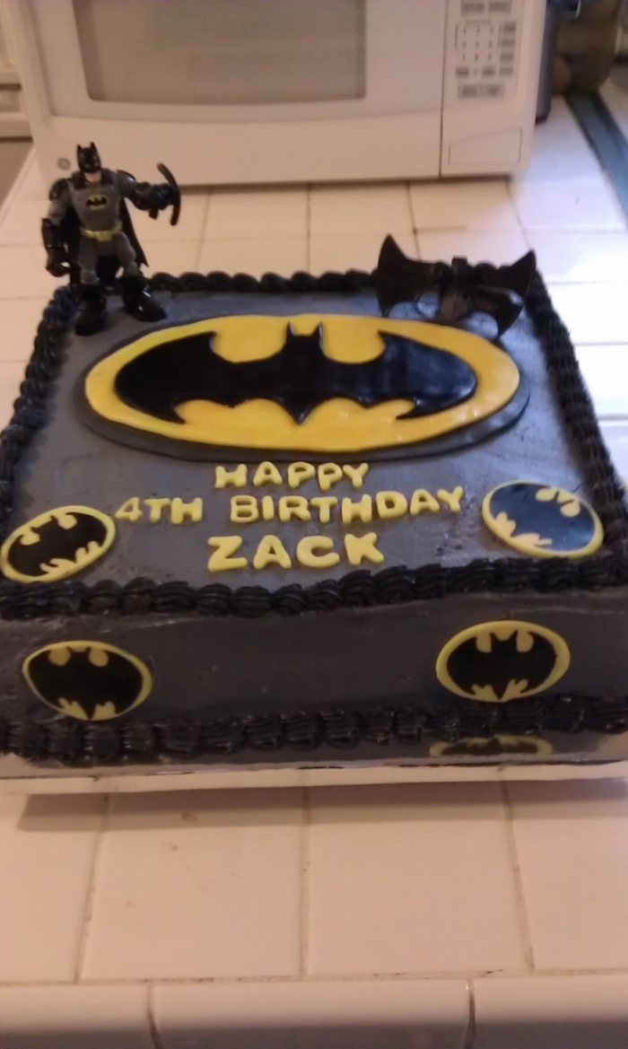 Gateau de Super Héros , Gâteau d\u0027anniversaire avec le décor de Batman