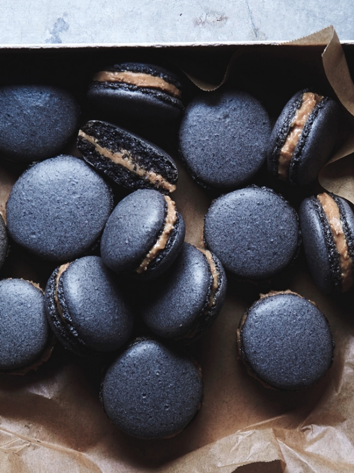 macaron - Recette Macaron de Sésame noir au Beurre de Cacahuète